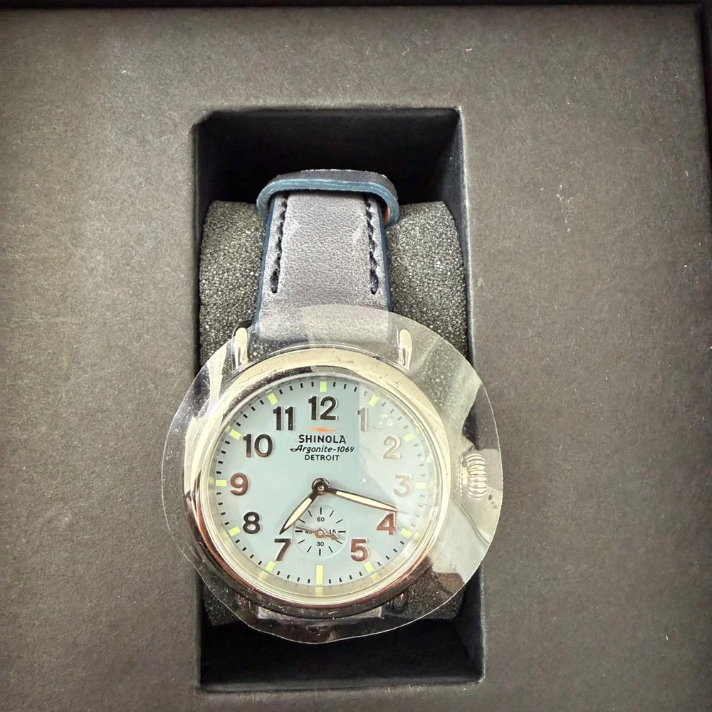 Shinola Women’s Watch 36mm - Picture 2 of 5